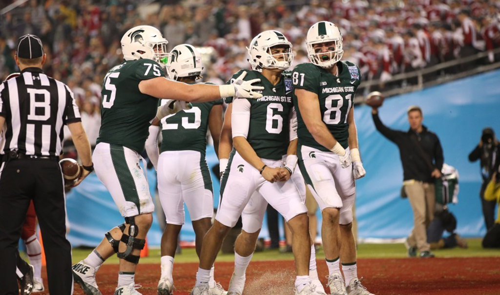 Dantonio Wins 100th Game At Msu Spartans Take Down Washington State In Holiday Bowl Msutoday 