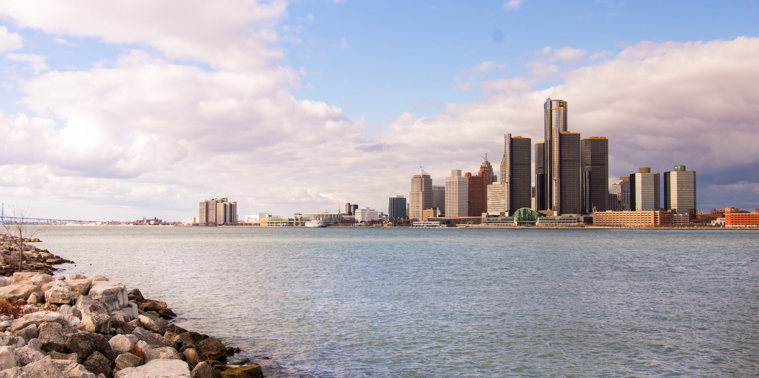 Detroit skyline (Photo by Anon from Pexels)