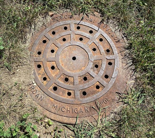 Michigan manhole cover