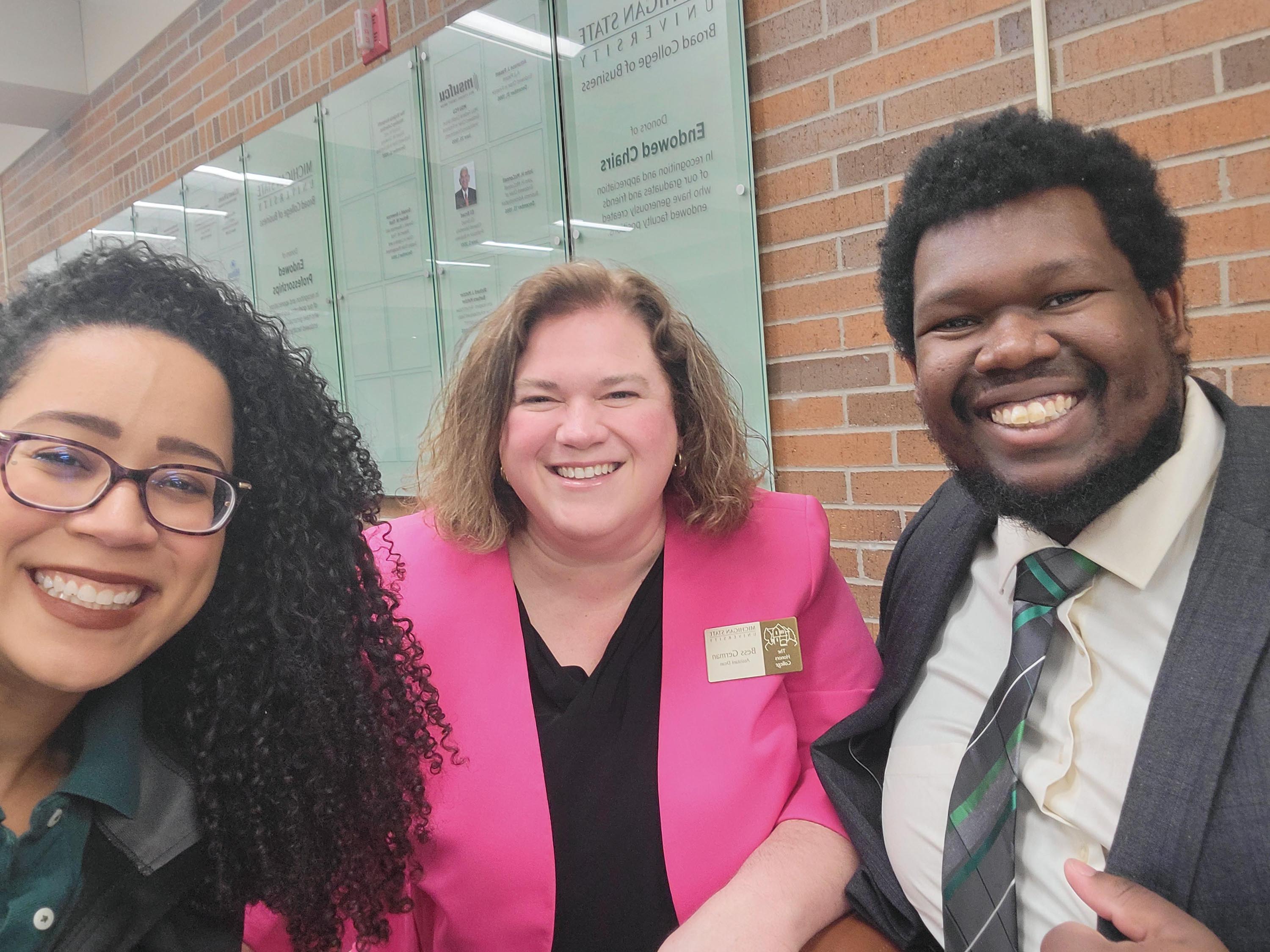 Erika Crews, Honors College Assistant Dean Bess German and student affairs Graduate Assistant Kinsley McNulty at the Spring 2023 Honors Leadership Conference