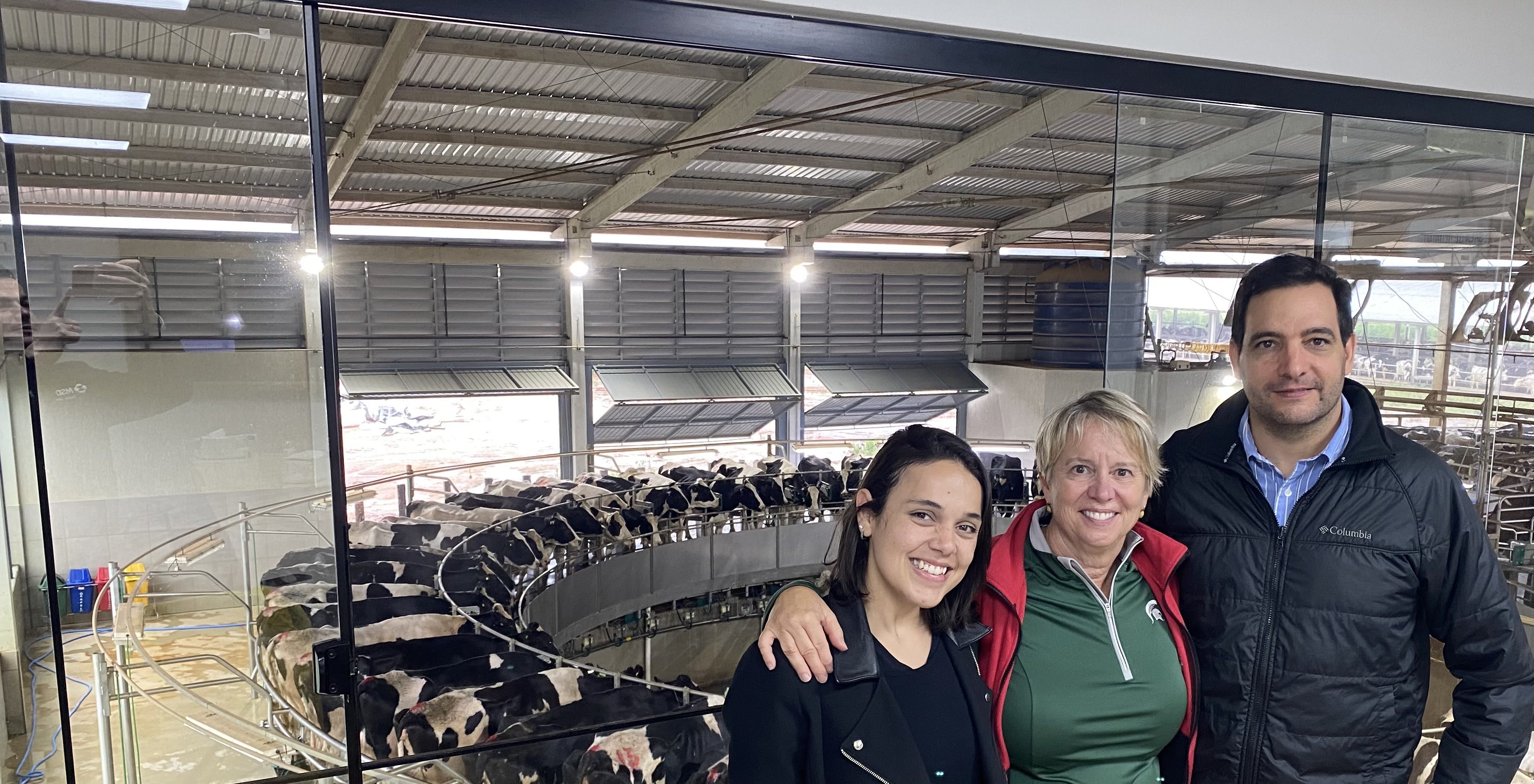 Pamela Ruegg with researchers in Brazil
