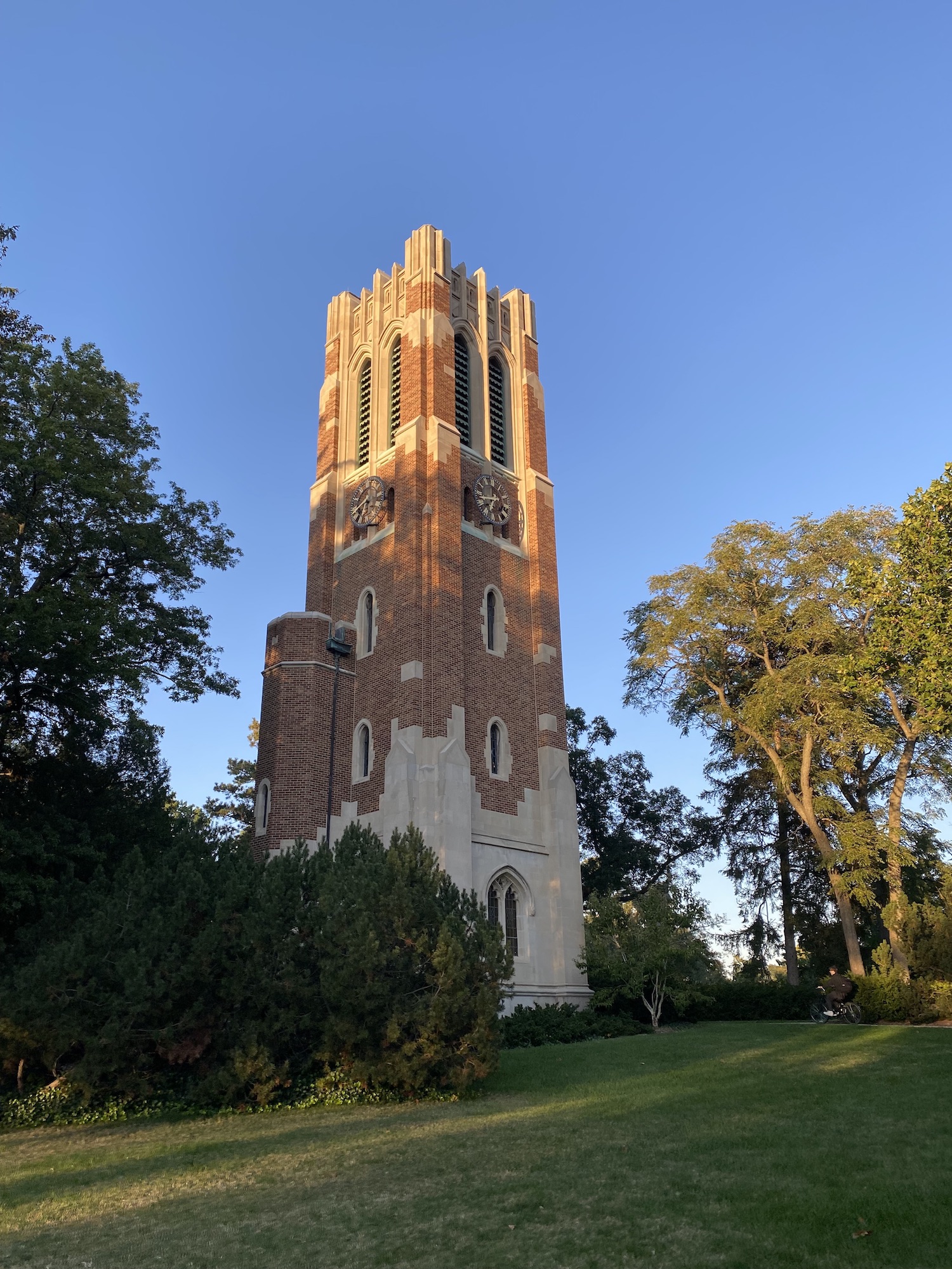 Beaumont Tower on a sunny day at dusk