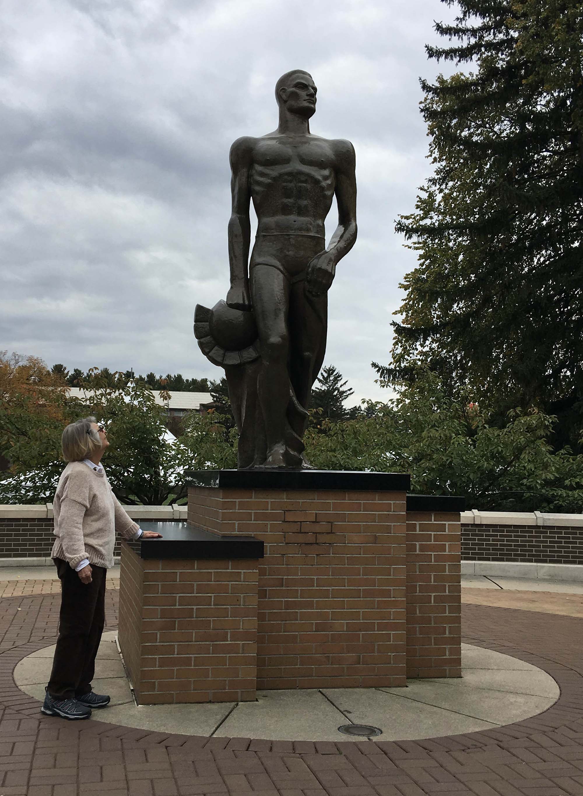 Marilyn Calahan and Spartan statue