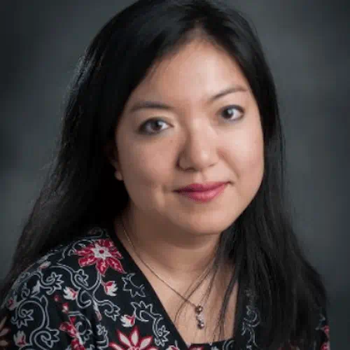 Headshot of Felicia Wu.