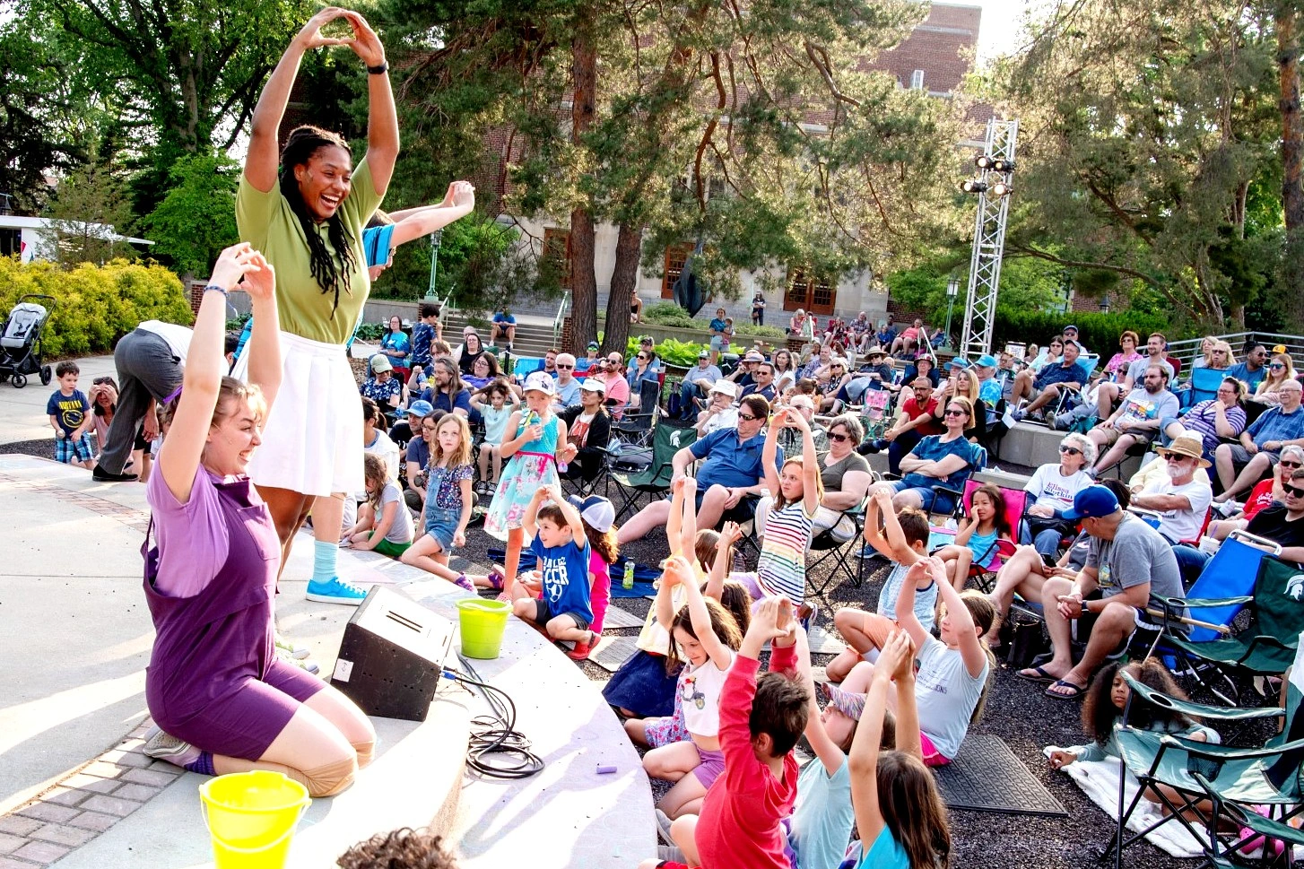 Summer Circle Theater